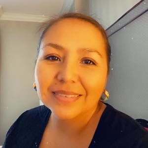 Meet your Posher, Laura